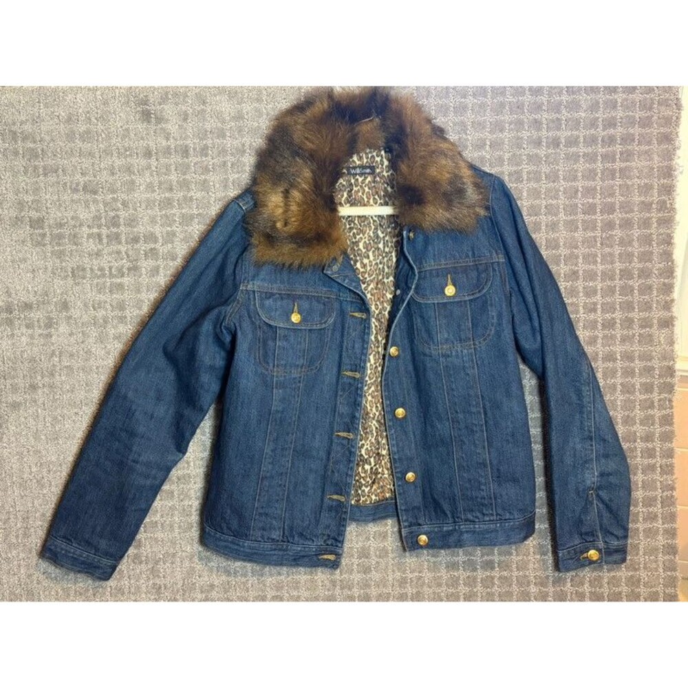 Willi Smith lined women’s M lined blue denim jacket w button on faux fur collar